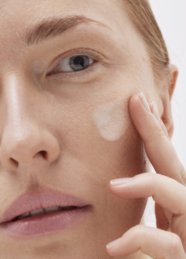 BABE_Healthyaging_Booster_Face-604x839