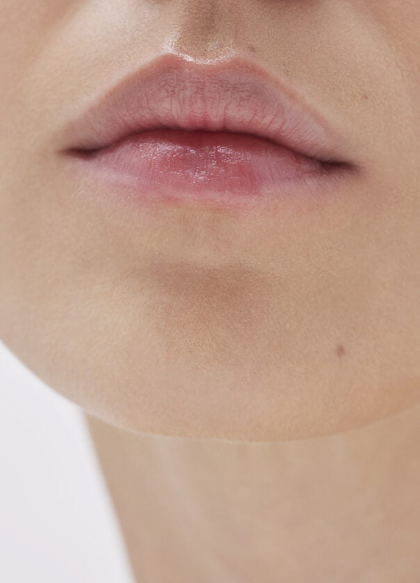 BABE_Fotoproteccion_Fotoprotector-Labial-FPS-50-Invisible_Lips-604x839