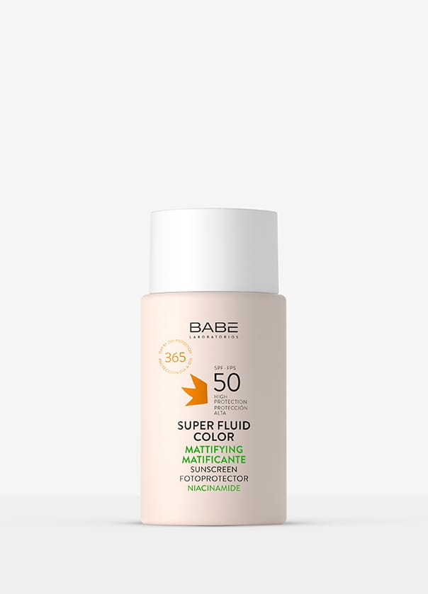 Super Fluid Color Matificante SPF 50